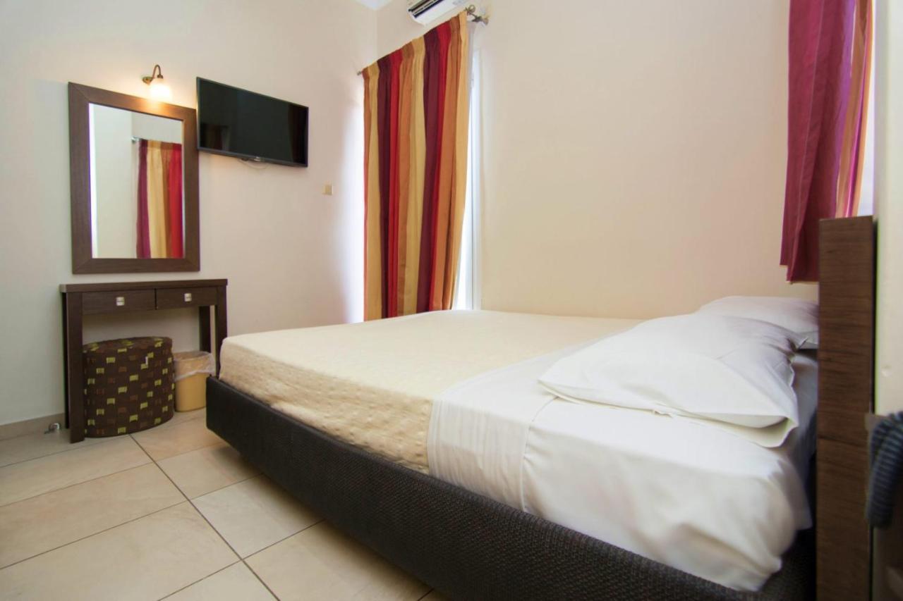 San Nectarios Hotel Parga Eksteriør billede