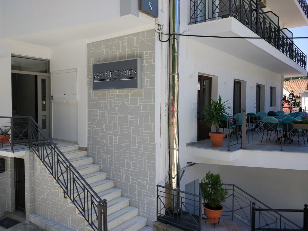 San Nectarios Hotel Parga Eksteriør billede