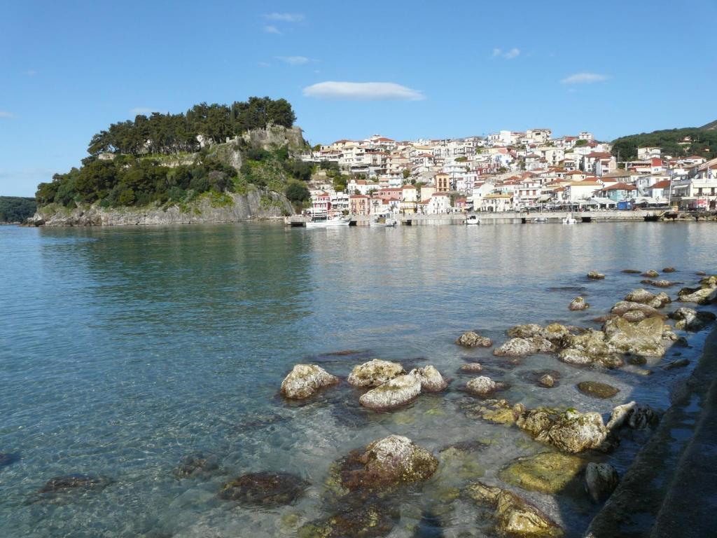 San Nectarios Hotel Parga Eksteriør billede